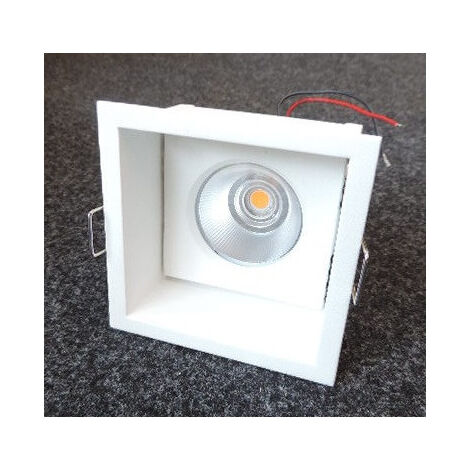 Plafonnier encastré carré blanc 86x86mm orientable LED 7.1W 1075lm 3000K Carree Delta Light