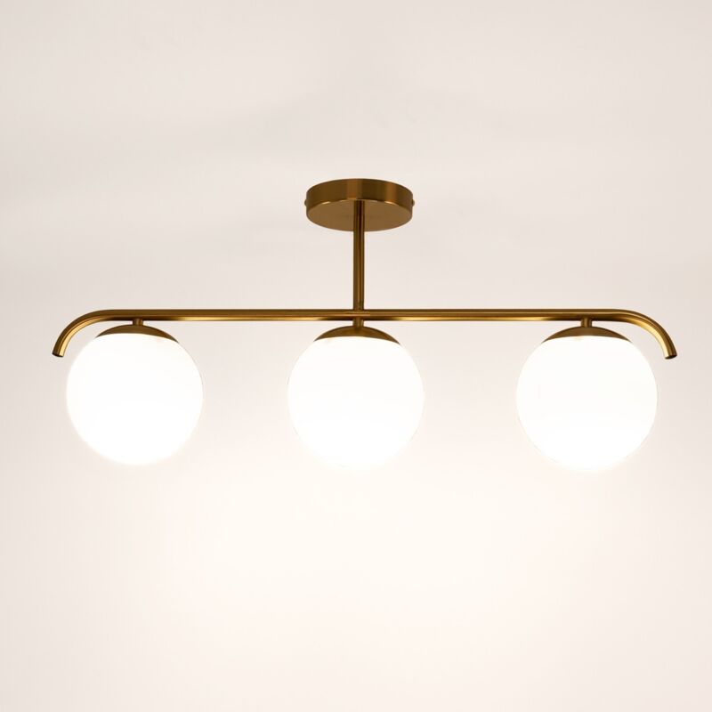 Barcelona Led – Plafonnier triple globe en verre opalin et métal doré – 3 abat-jours E27 – Puissance 60W – Tension 220-240V – Dimensions Barcelona Led – Plafonnier triple globe en verre opalin et métal doré – 3 abat-jours E27 – Puissance 60W – Tension 220-240V – Dimensions
