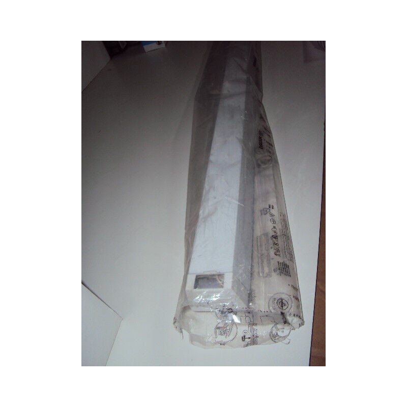 Plafonnier reglette fluo 1x58W (sans tube) blanc 1500mm avec ballast electronique HF 230V interieur IP20 OSRAM LEDVANCE122120