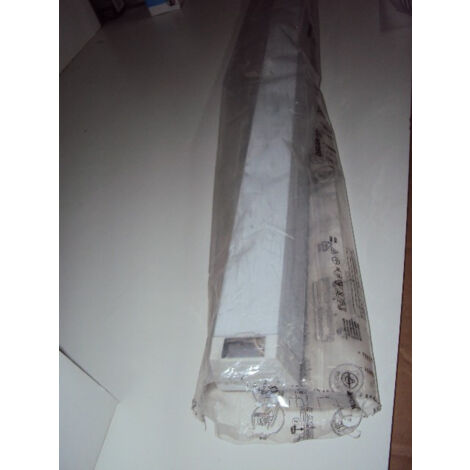 Plafonnier reglette fluo 1x58W (sans tube) blanc 1500mm avec ballast electronique HF 230V interieur IP20 OSRAM LEDVANCE122120