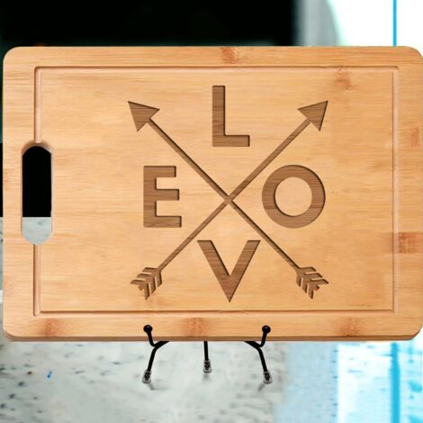 Planche en bambou "LOVE" – Cadeau personnalisé pour elle ou lui