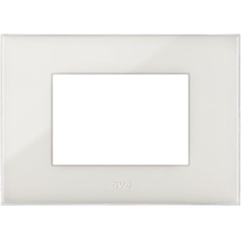 Plaque Ave YOUNG44 de couleur ivoire 3 modules 44PJ03AVR