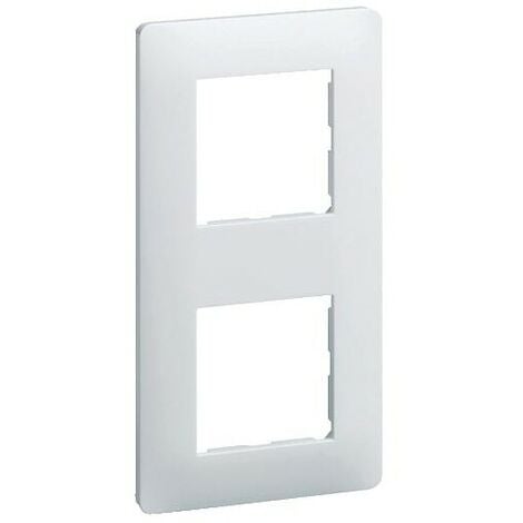 HAGER plaque ue blanche 3 postes essensya