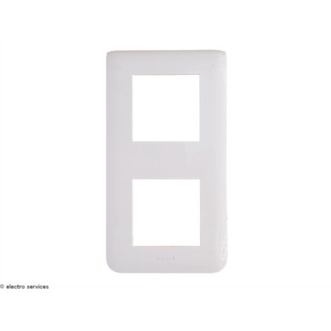 Plaque Legrand 2 x 2 modules verticaux Mosaic – Fixation par clips – Compatible avec supports standards – 78822