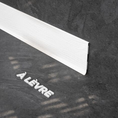 Mon Marché Déco – Plinthe PVC à lèvre frêne blanc 100mm – Longueur 1 m – Épaisseur 12.40 mm pour pièces humides – Installation facile avec colle ou vis