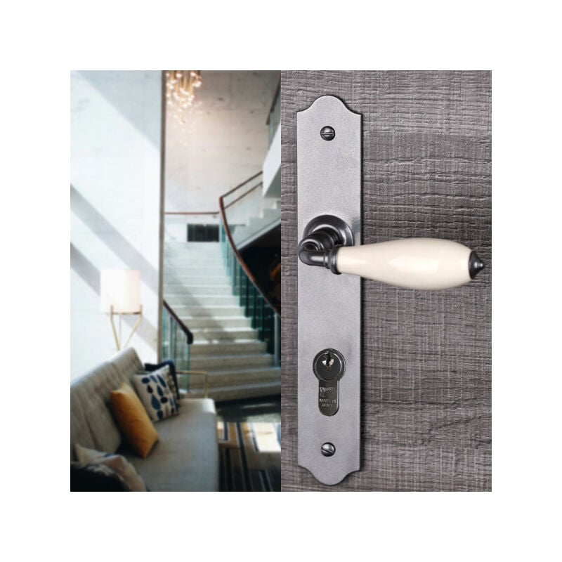 Ouvre&Déco - 2 poignées de porte RUSTICA cylindre, fer patiné entraxe 195 mm