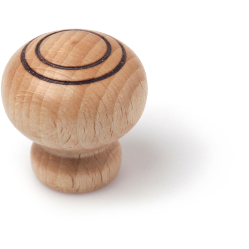 

Pomo Mueble | Estilo Rústico | Fabricado en Haya | Acabado en Haya Laca Transparente | Medidas 29*29*31 mm | Sistema de Fijación Atornillado |