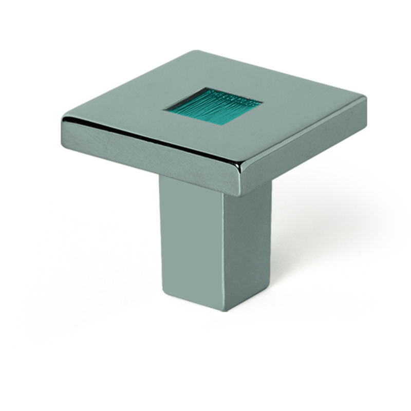 

Pomo Mueble | Estilo Contemporáneo | Fabricado en Zamak | Acabado en Azul Marino | Medidas 30*30*27 mm | Sistema de Fijación Atornillado | Incluye