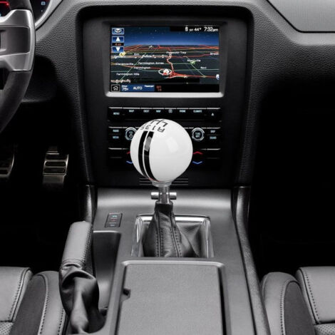 Pomo de palanca de cambios manual de competición Shelby GT500, estilo esférico, 6 velocidades, metal blanco/negro con 3 adaptadores (57x57x62 mm)
