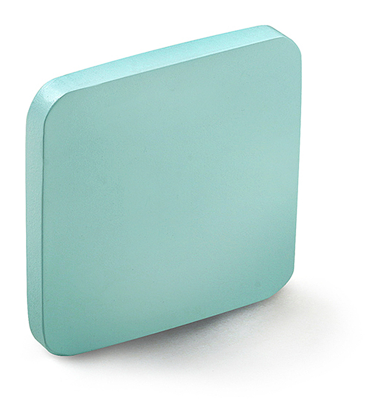

Pomo Mueble | Estilo Infantil Juvenil | Fabricado en Haya | Acabado en Azul | Medidas 91*91*26 mm | Sistema de Fijación Atornillado | Incluye