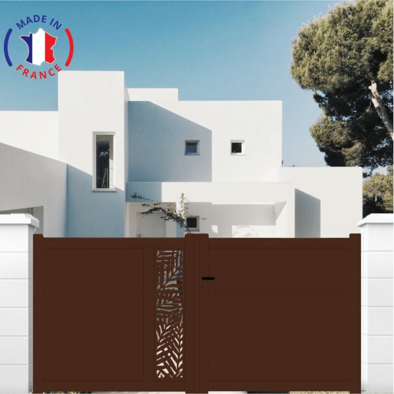 Portail aluminium battant découpe laser en kit dimensions L.3000 (entre piliers) x H.1500 mm Couleurs Marron (ral 1247)