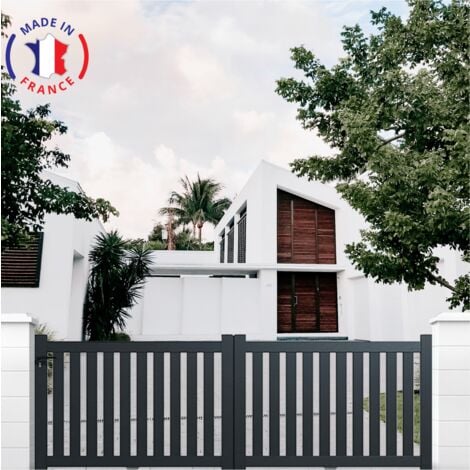 Portail aluminium coulissant ajouré en kit