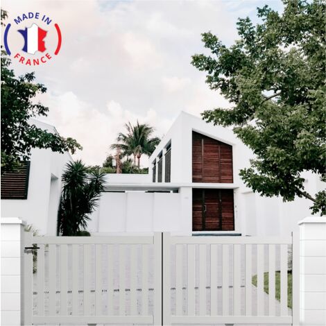 Portail aluminium coulissant ajouré en kit