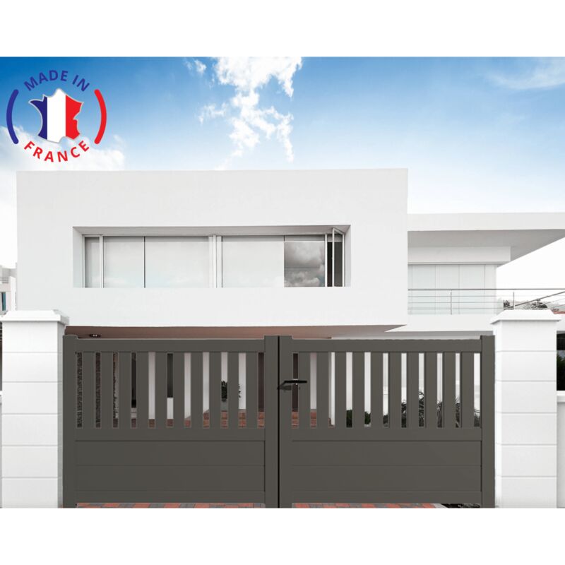 Portail aluminium battant semi-ajouré en kit dimensions L.3500 (entre piliers) x H.1300 mm Couleurs Gris quartz (ral 7039)