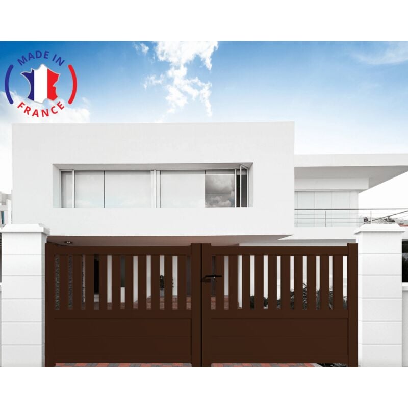 Portail aluminium battant semi-ajouré en kit dimensions L.3500 (entre piliers) x H.1300 mm Couleurs Marron (ral 1247)