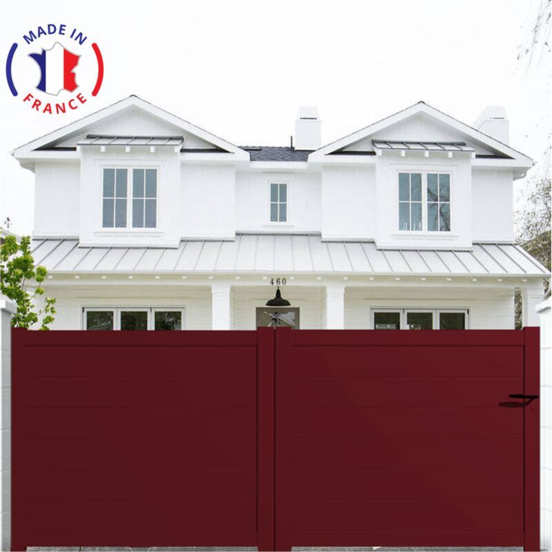 Portail aluminium coulissant plein en kit dimensions L.3500 (entre piliers) x H.1500 mm Couleurs Rouge (ral 3004)