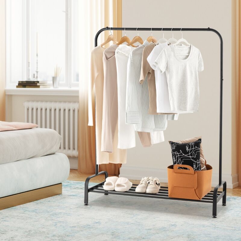 Portant à Vêtement avec Étagère de Chaussures Penderie Vêtement Hauteur 145CM Tube en Fer 4 Pieds Réglables Noir CW2188 design in
