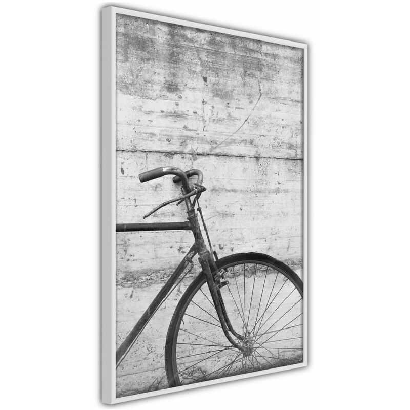 

Póster - Bicycle Leaning Against the Wall Medidas 30X45