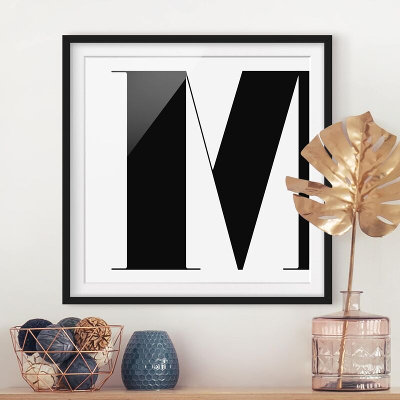 

Póster enmarcado - Antiqua Letter M Dimensión LxA: 30cm x 30cm, Marco: Negro