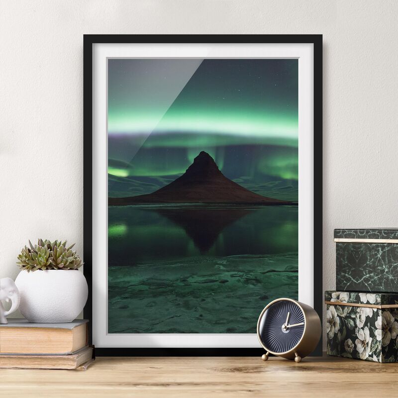 

Póster enmarcado - Aurora In Iceland Dimensión LxA: 24cm x 18cm, Marco: Negro