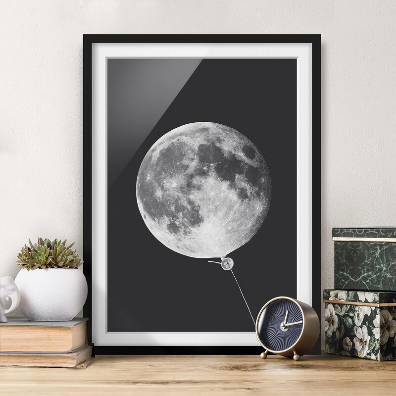 

Póster enmarcado - Balloon Con La Luna Dimensión LxA: 24cm x 18cm, Marco: Negro