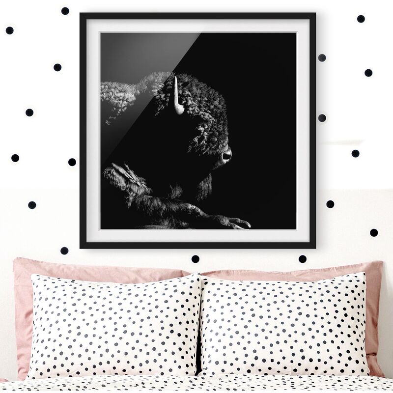 

Póster enmarcado - Bison In The Dark Dimensión LxA: 30cm x 30cm, Marco: Negro