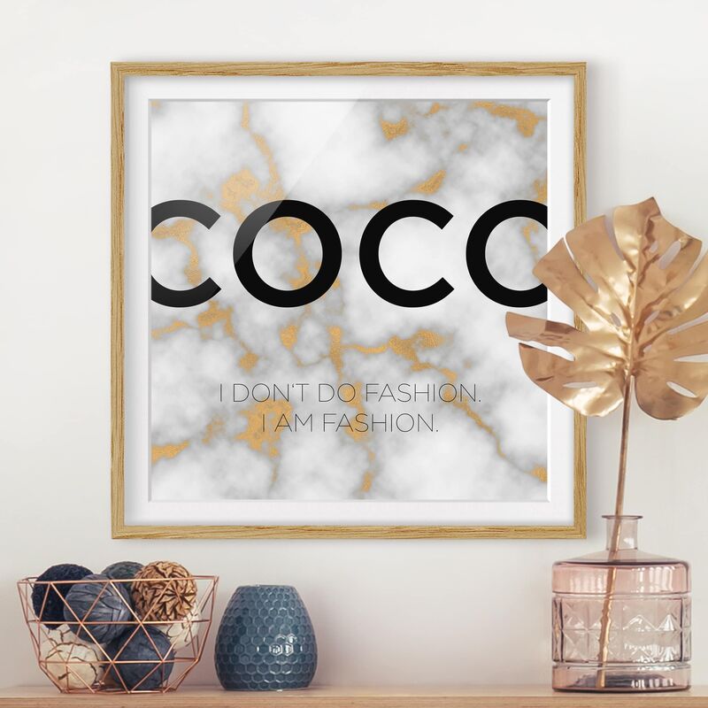 

Póster enmarcado - Coco - I Don't Do Fashion Dimensión LxA: 20cm x 20cm, Marco: Roble