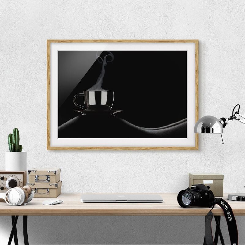 

Póster enmarcado - Coffee In Bed Dimensión LxA: 50cm x 70cm, Marco: Roble