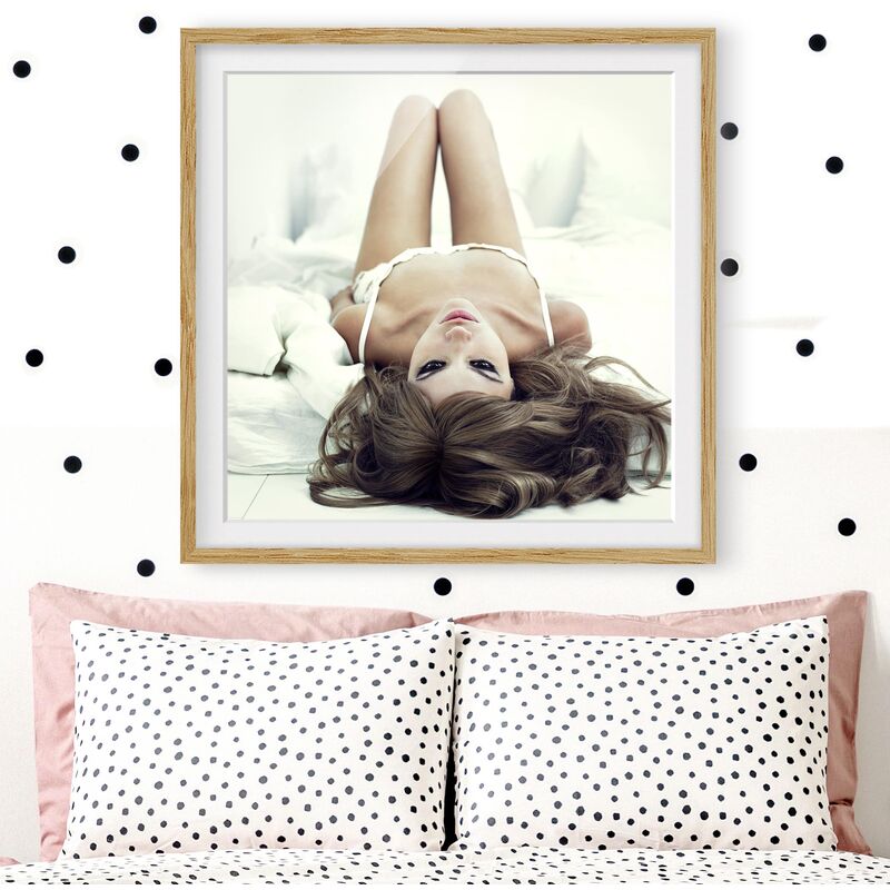 

Póster enmarcado - Come To Bed, Babe Dimensión LxA: 20cm x 20cm, Marco: Roble
