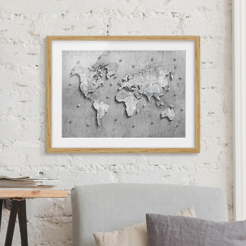 

Póster enmarcado - Concrete World Map Dimensión LxA: 40cm x 55cm, Marco: Roble