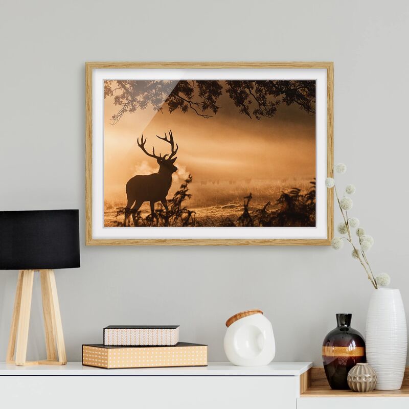 

Póster enmarcado - Cervi nella foresta di inverno Dimensión LxA: 70cm x 100cm, Marco: Roble