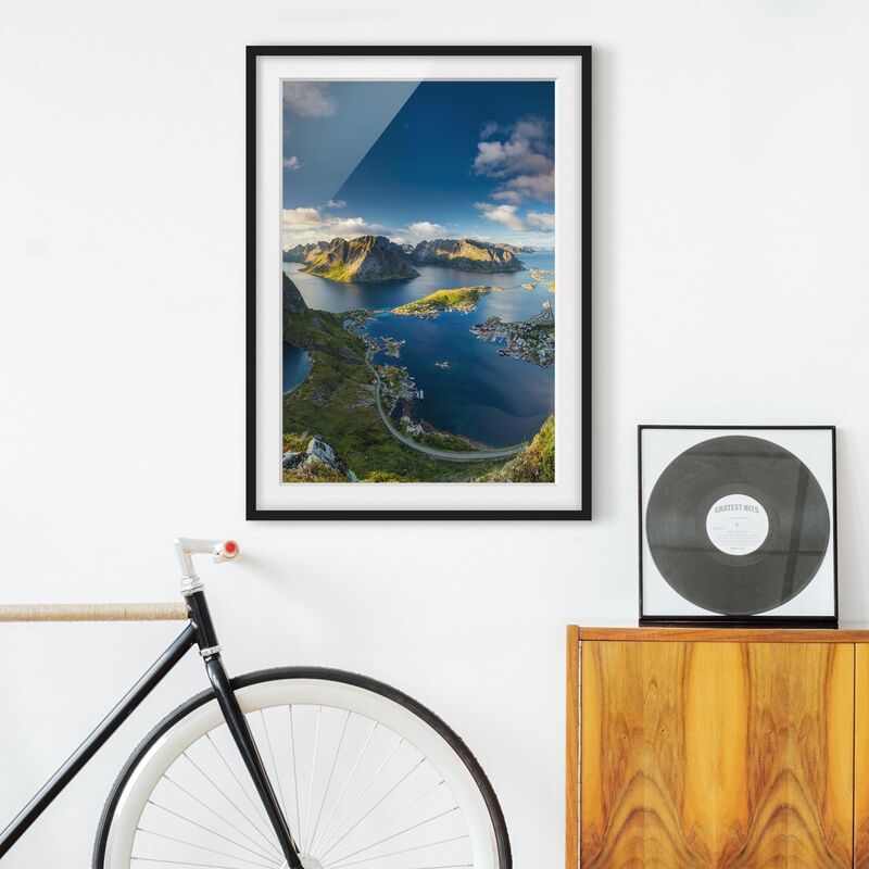 

Póster enmarcado - Fjord View In Reinebringen Dimensión LxA: 100cm x 70cm, Marco: Negro