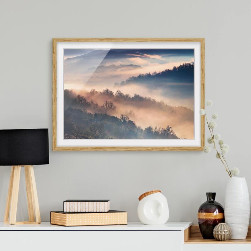 

Póster enmarcado - Fog At Sunset Dimensión LxA: 18cm x 24cm, Marco: Roble
