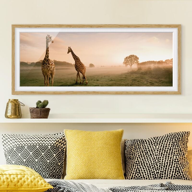 

Póster enmarcado - Giraffe Surreali Dimensión LxA: 20cm x 50cm, Marco: Roble