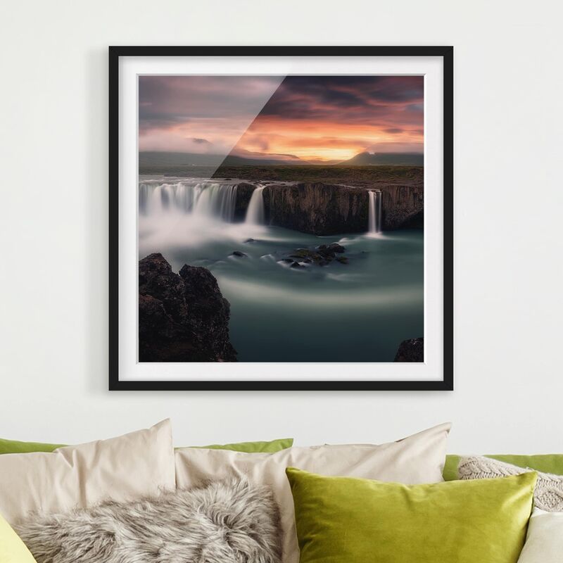 

Póster enmarcado - Goafoss Waterfall In Iceland Dimensión LxA: 70cm x 70cm, Marco: Negro