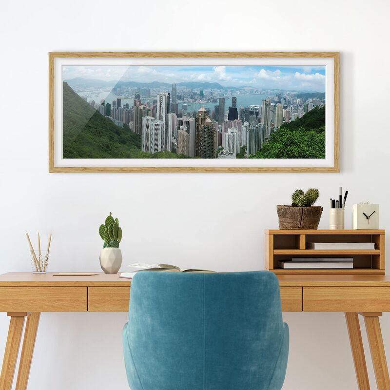 

Póster enmarcado - Guardando Hong Kong Dimensión LxA: 40cm x 100cm, Marco: Roble