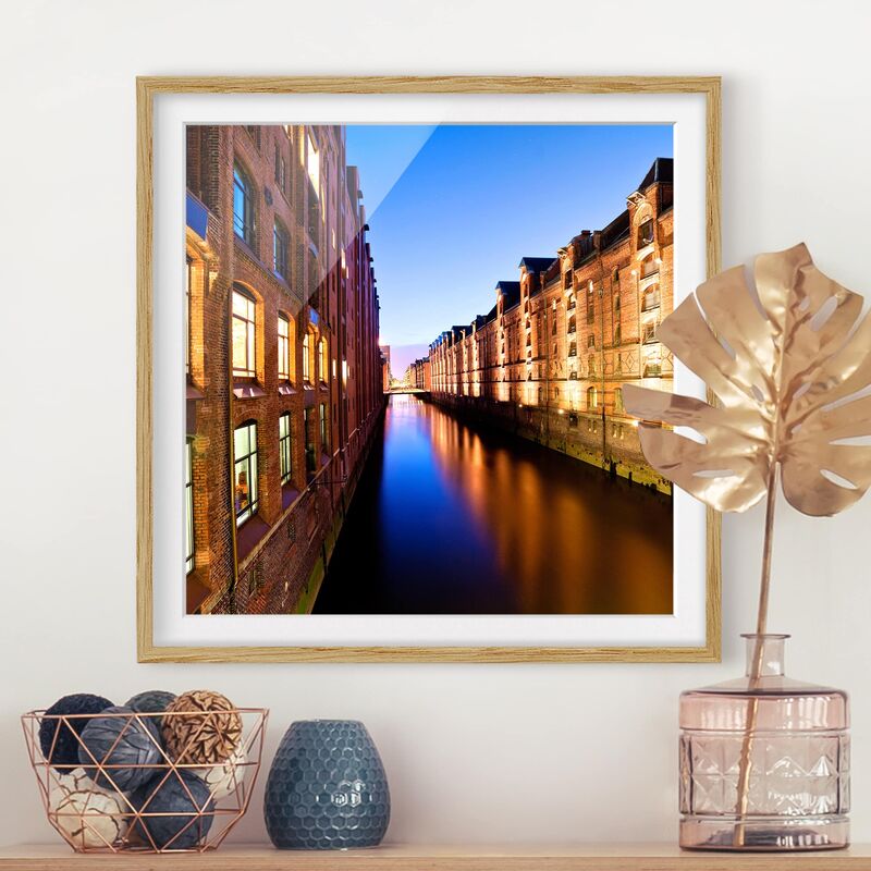 

Póster enmarcado - Hamburg Speicherstadt Dimensión LxA: 70cm x 70cm, Marco: Roble