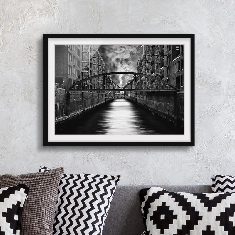 

Póster enmarcado - Hamburg's Other Side Dimensión LxA: 40cm x 55cm, Marco: Negro
