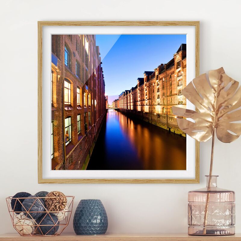 

Póster enmarcado - Hamburg Speicherstadt Dimensión LxA: 20cm x 20cm, Marco: Roble