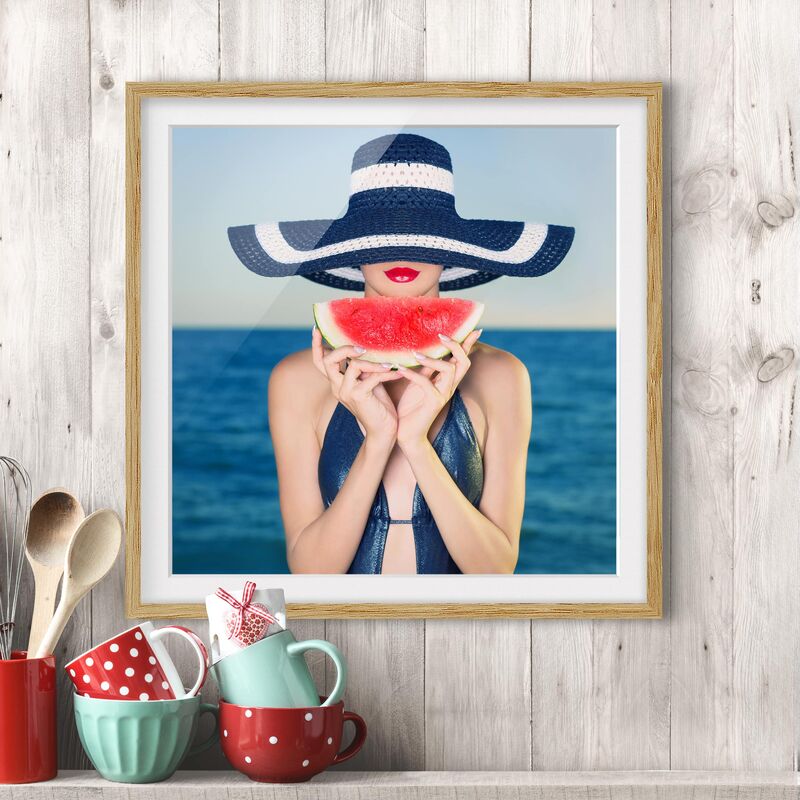 

Póster enmarcado - Happy Holiday Dimensión LxA: 50cm x 50cm, Marco: Roble