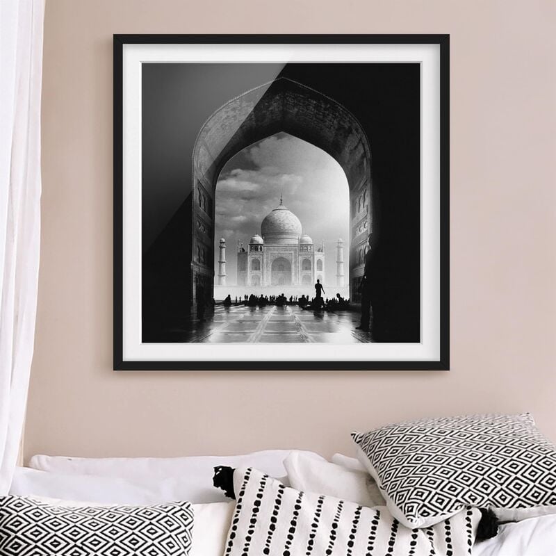 

Póster enmarcado - Il Gateway al Taj Mahal Dimensión LxA: 20cm x 20cm, Marco: Negro