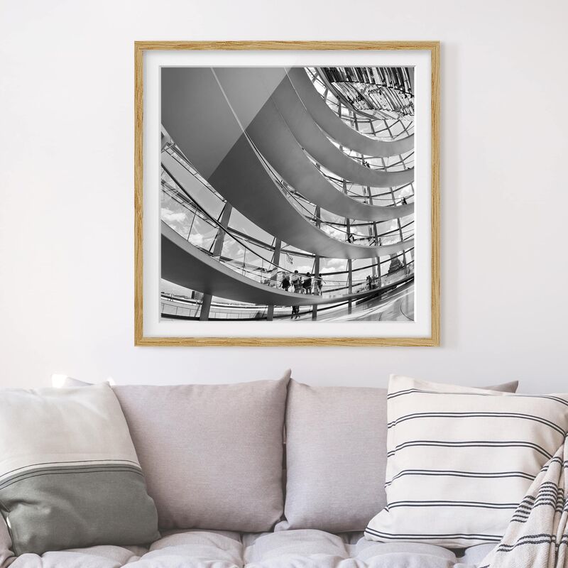 

Póster enmarcado - In The Berlin Reichstag II Dimensión LxA: 70cm x 70cm, Marco: Roble