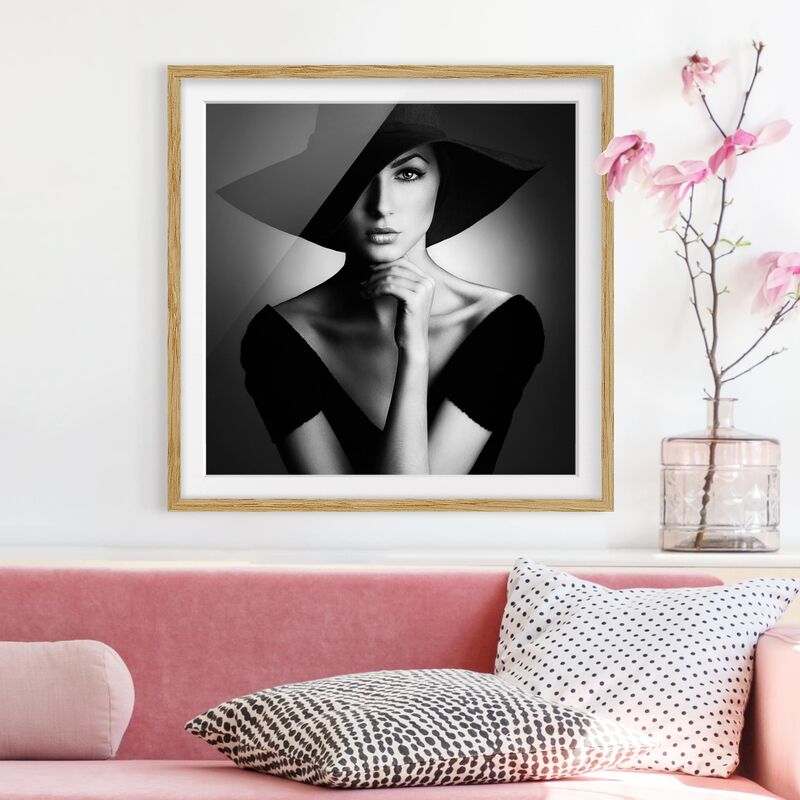 

Póster enmarcado - Like Audrey Dimensión LxA: 70cm x 70cm, Marco: Roble