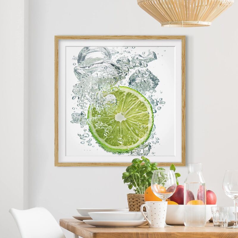 

Póster enmarcado - Lime Bubbles Dimensión LxA: 50cm x 50cm, Marco: Roble
