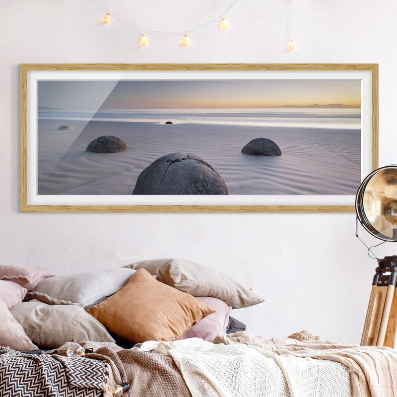 

Póster enmarcado - Moeraki Boulders Nuova Zelanda Dimensión LxA: 50cm x 130cm, Marco: Roble