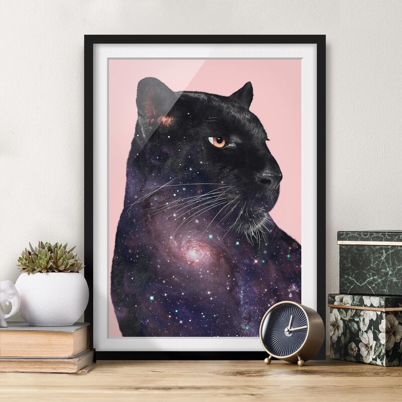 

Póster enmarcado - Panther Con Galaxy Dimensión LxA: 40cm x 30cm, Marco: Negro