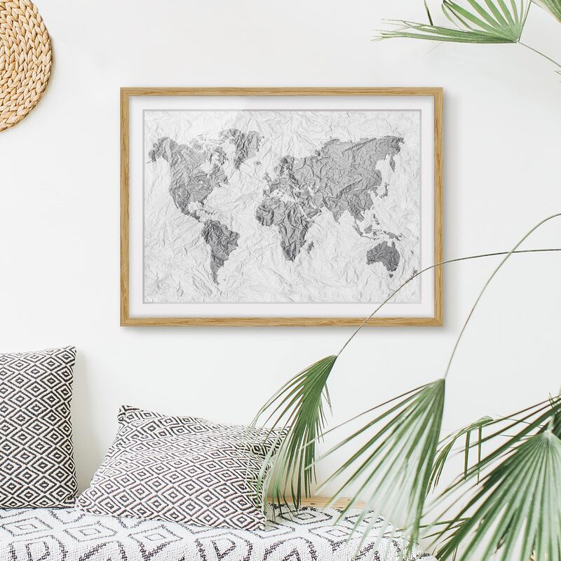

Póster enmarcado - Paper World Map White Gray Dimensión LxA: 18cm x 24cm, Marco: Roble