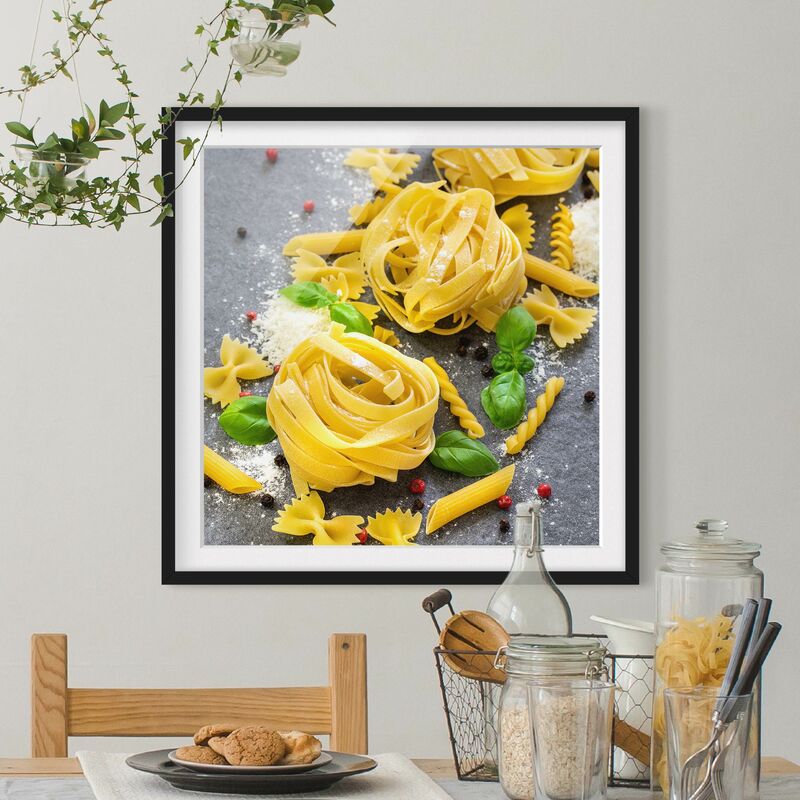 

Póster enmarcado - Pastamix Con Basilico Dimensión LxA: 50cm x 50cm, Marco: Negro