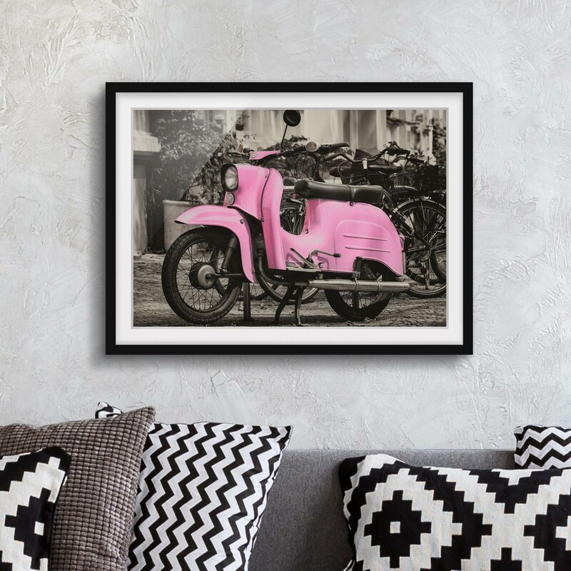 

Póster enmarcado - Rosa Scooter Dimensión LxA: 40cm x 55cm, Marco: Negro