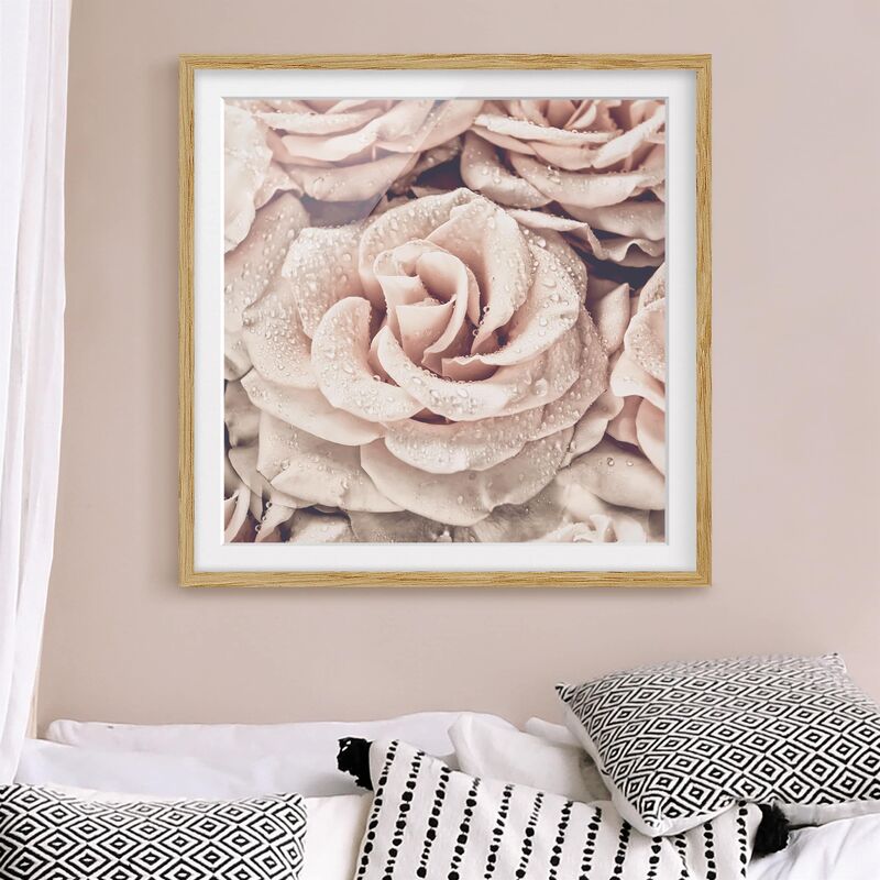 

Póster enmarcado - Roses seppia con gocce d'acqua Dimensión LxA: 70cm x 70cm, Marco: Roble